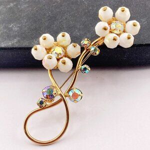 VINTAGE Big gold tone metal, aurora borealis bead and rhinestone flower brooch